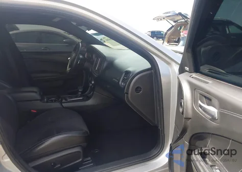 2019 Dodge Charger Gt Rwd z USA, uszkodzony, nr VIN 2C3CDXHG0KH572667